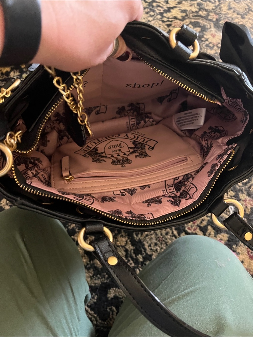 Juicy Couture Black Velvet Logo Shoulder Bag with Gold Hardware - Picture 5 of 6